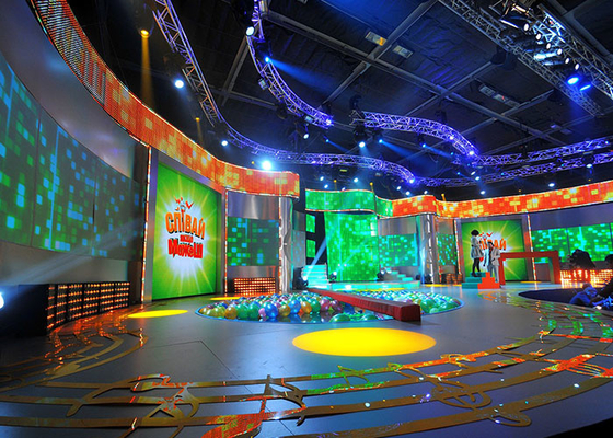 4K Front Maintenance Indoor Full Color Led Display Penyambungan Mulus