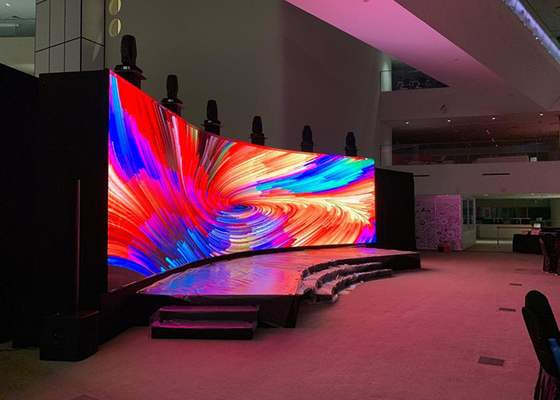P5 Layar LED RGB Fleksibel Panggung Dalam Ruangan Bentuk Pita Lingkaran Disesuaikan