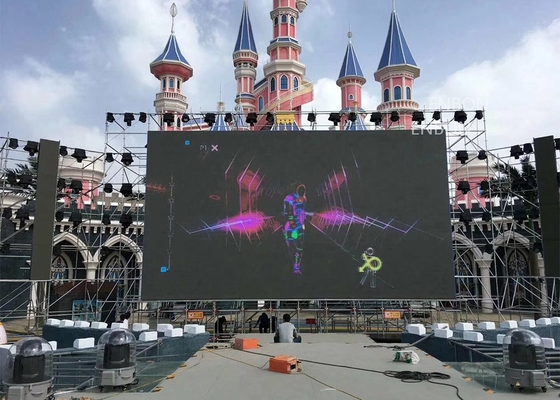 P3.9 Outdoor Rental LED Screen Waterproof Real-time Synchronized untuk Kebutuhan Acara Besar