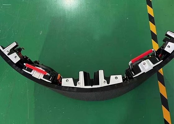 Display LED Indoor 250mmx250mm yang dapat disesuaikan untuk acara hibah