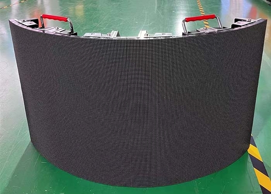 High Resolution Outdoor Curved led screen untuk disewa, P3.91 iklan led display