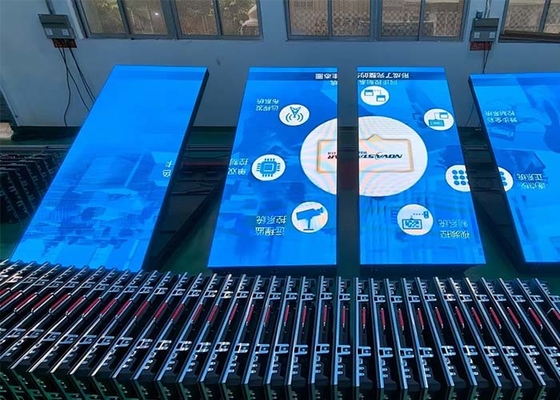 P4 dinding-mounted Outdoor led screen untuk iklan Front Flip kabinet Mempertahankan kabinet sebelum hujan bukti