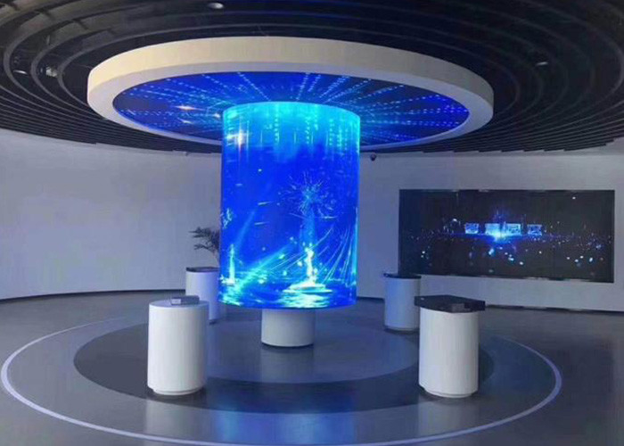 Hemat Energi P2.5 P4 P5 RGB Layar LED Desain Melengkung Untuk Periklanan